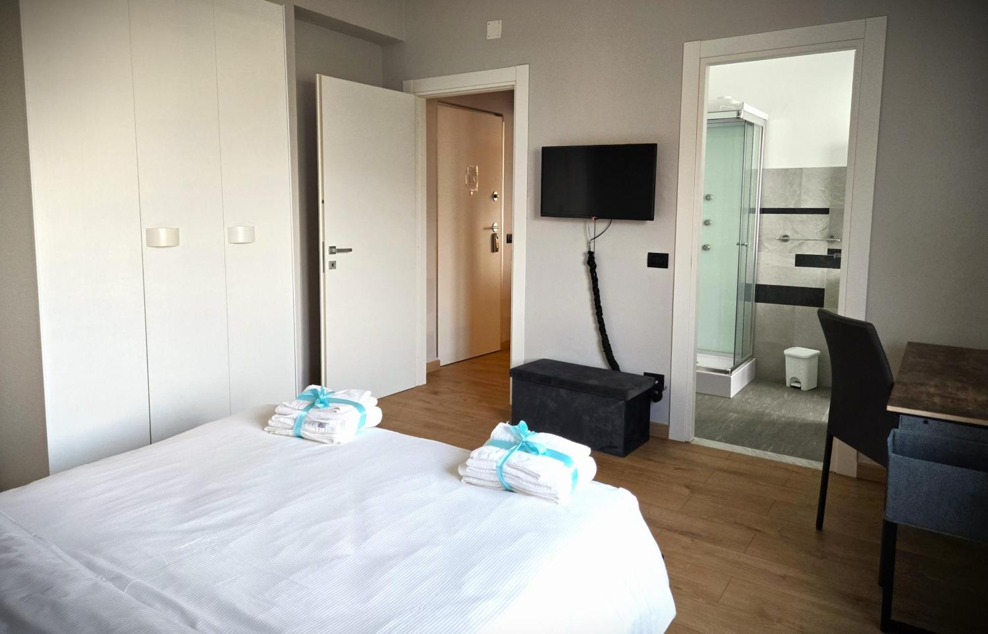 7 Lakes Aparthotel Burolo Eksteriør billede